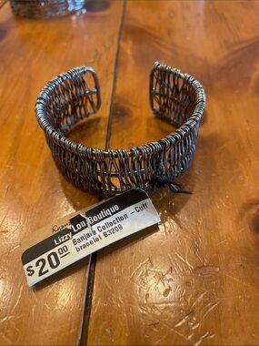 Anju Woven Wire Cuff Bracelet - Gunmetal